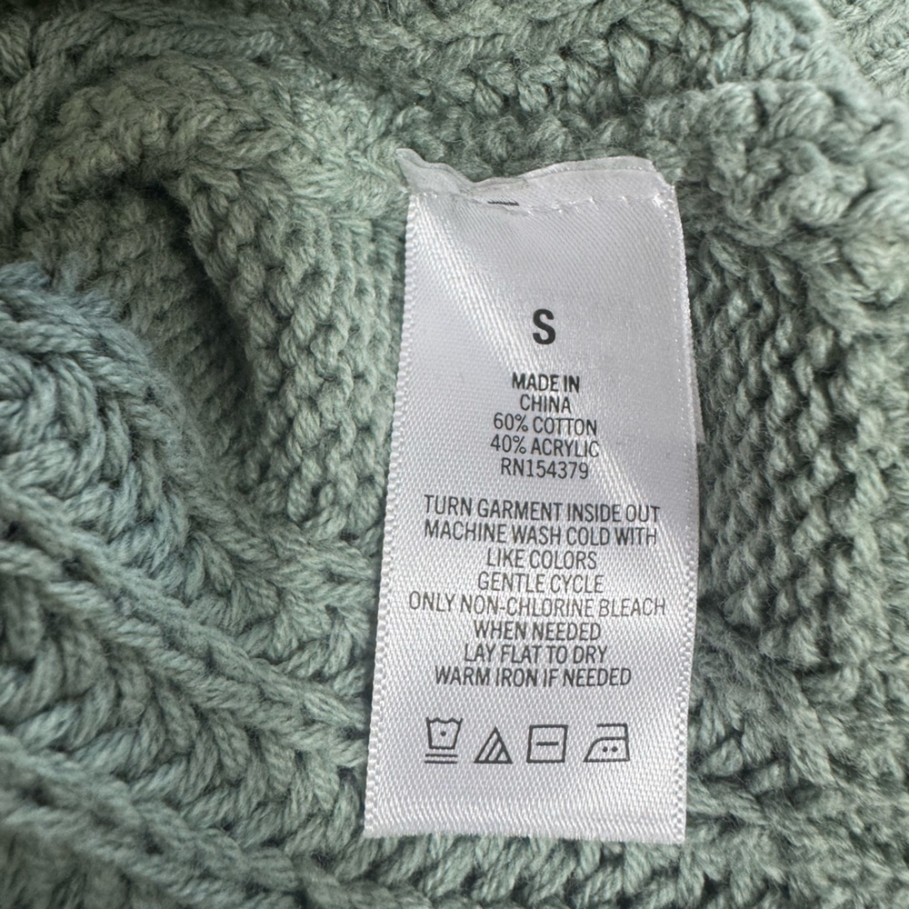 Aeropostale Women’s Knitted Cropped Sweater | Size‎ Small - Picture 7 of 7